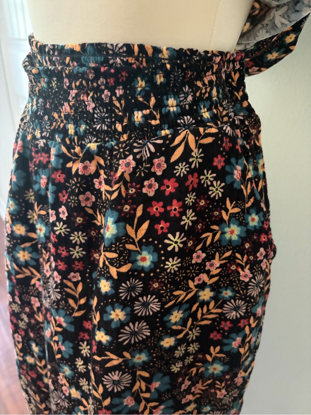 Joyspun Smocked Gauze Pajama Set Black Soot Fall Floral Wide Leg L Cottagecore - Picture 10 of 14